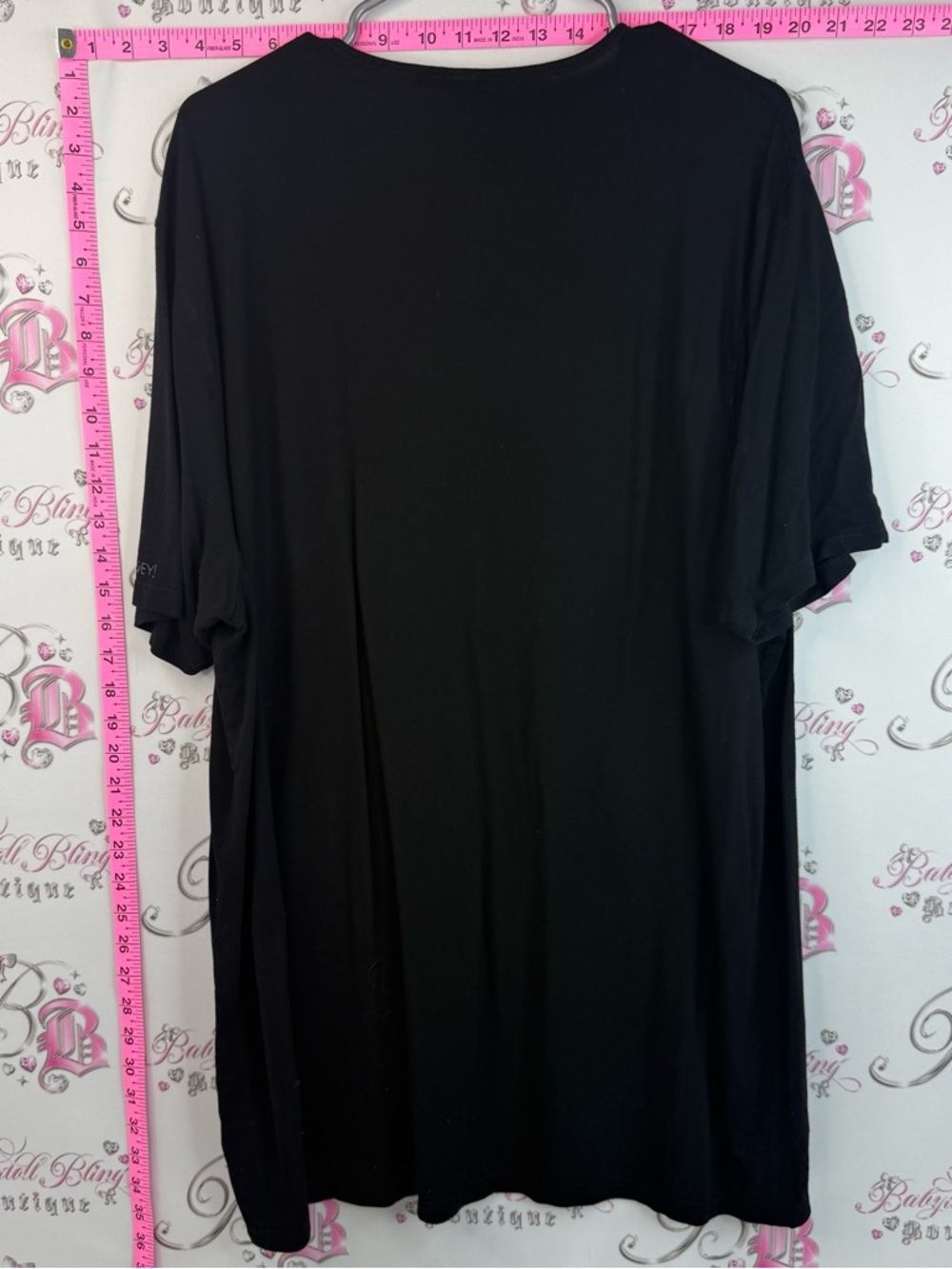T-shirt skull studded gold Black Short-Sleeve Graphic Tee with Teal Aztec Motif - Picture 2 of 9